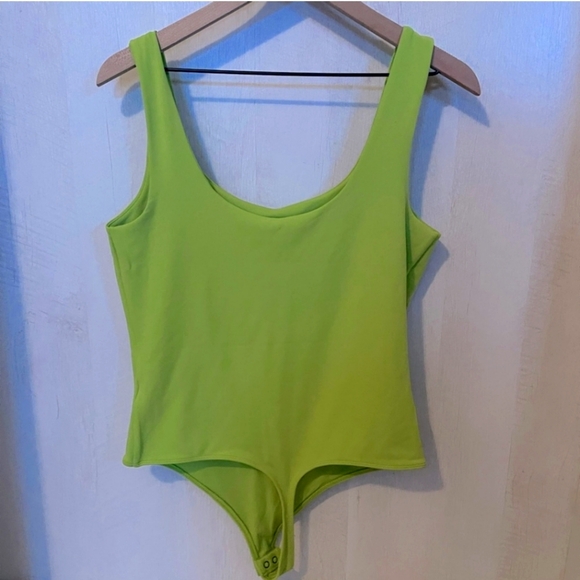 Lime Green 🟢 Contour Bodysuit - Picture 3 of 6